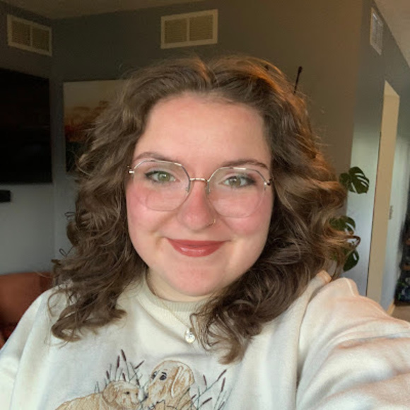 Meet your Posher, Regan - Picture 1 of 1